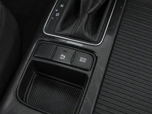 Kia  16