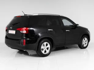 Kia  6
