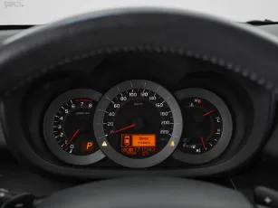 Toyota  12