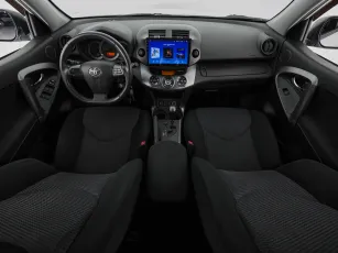 Toyota  8