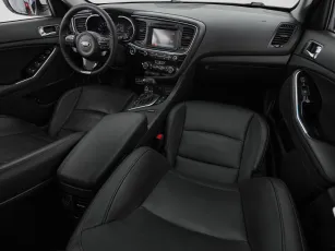Kia  9