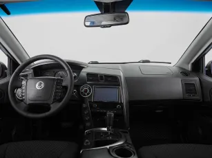 SsangYong  8