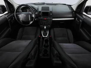 Land Rover  7