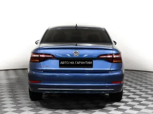 Volkswagen  6