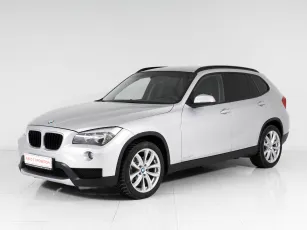 BMW  1