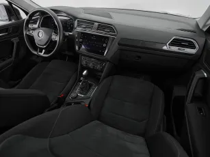 Volkswagen  9