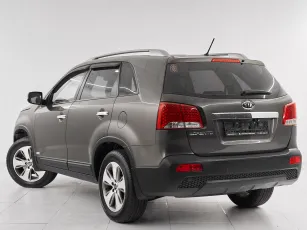 Kia  4