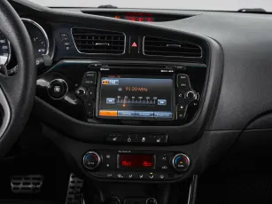 Kia  12