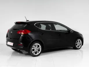 Kia  4