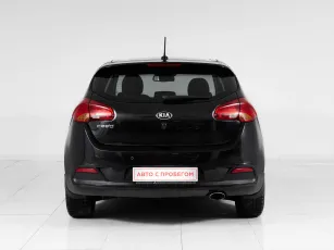 Kia  6
