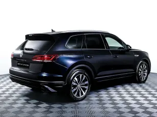 Volkswagen  5
