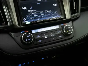 Toyota  10