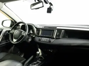 Toyota  5