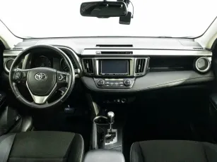 Toyota  6