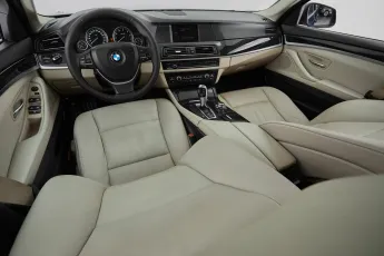BMW  9