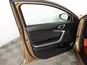 Kia  23