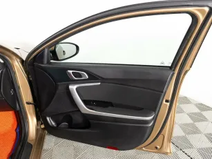 Kia  24