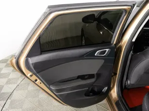 Kia  25