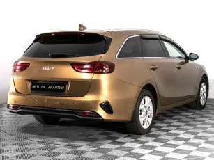 Kia  3