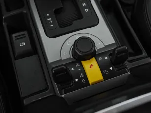 Land Rover  14