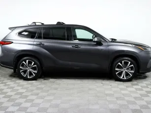 Toyota  4