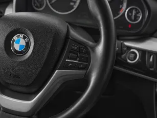 BMW  12