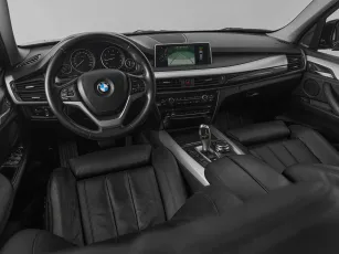 BMW  7