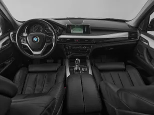 BMW  8