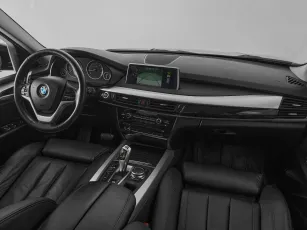 BMW  9