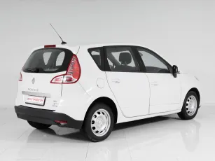 Renault  5