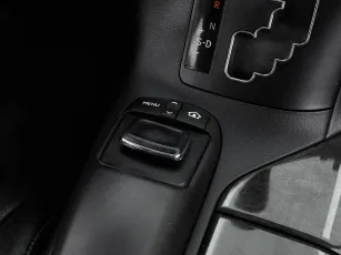 Lexus  24