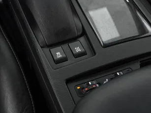 Lexus  25