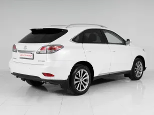 Lexus  5