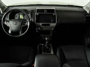 Toyota  11