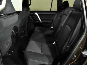 Toyota  18