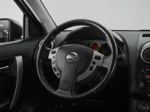 Nissan  16