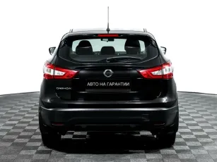 Nissan  5