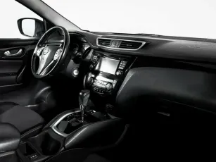 Nissan  7