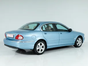 Jaguar  4