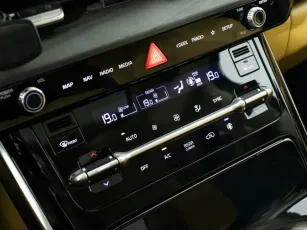 Kia  13