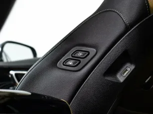 Kia  16