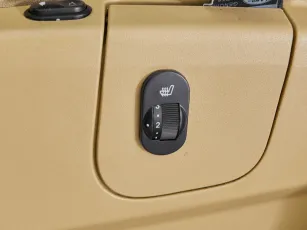 Land Rover  14