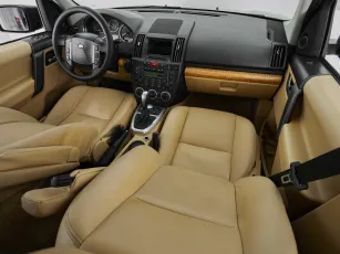 Land Rover  9