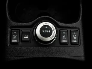 Nissan  15