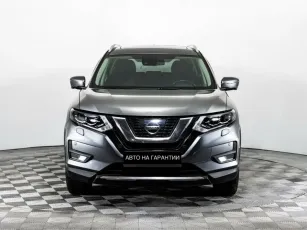 Nissan  2