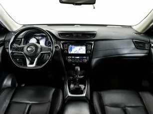 Nissan  8