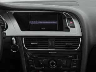 Audi  10