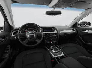 Audi  9