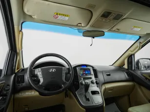 Hyundai  10