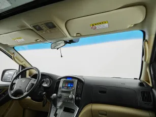 Hyundai  9